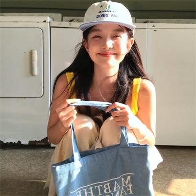 德里克和克莱夫拿到号角